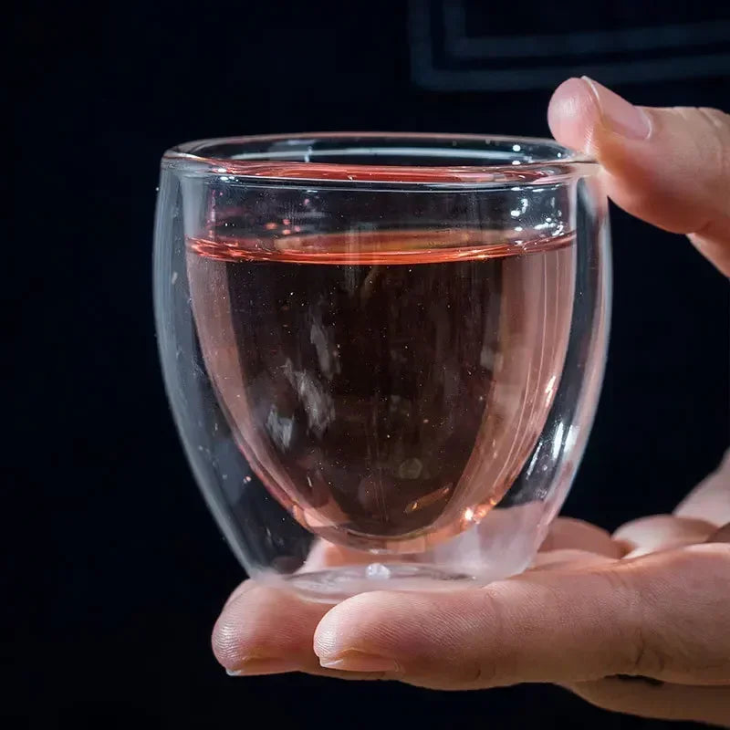 Double-wall glass mugs – heat-resistant. ☕
