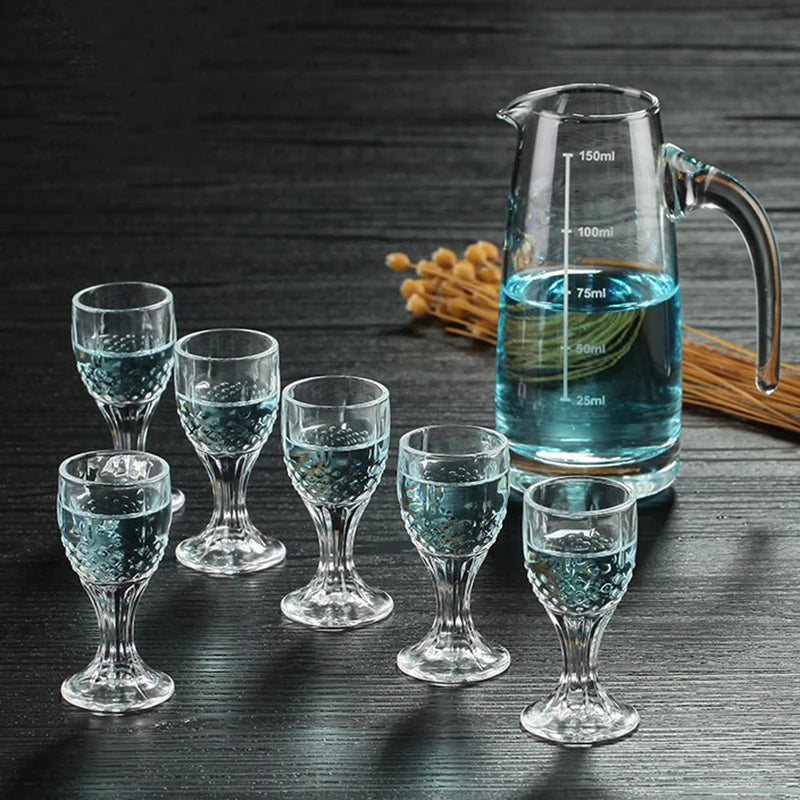 High-footed mini glass goblets – 10–15 ml. 🥃
