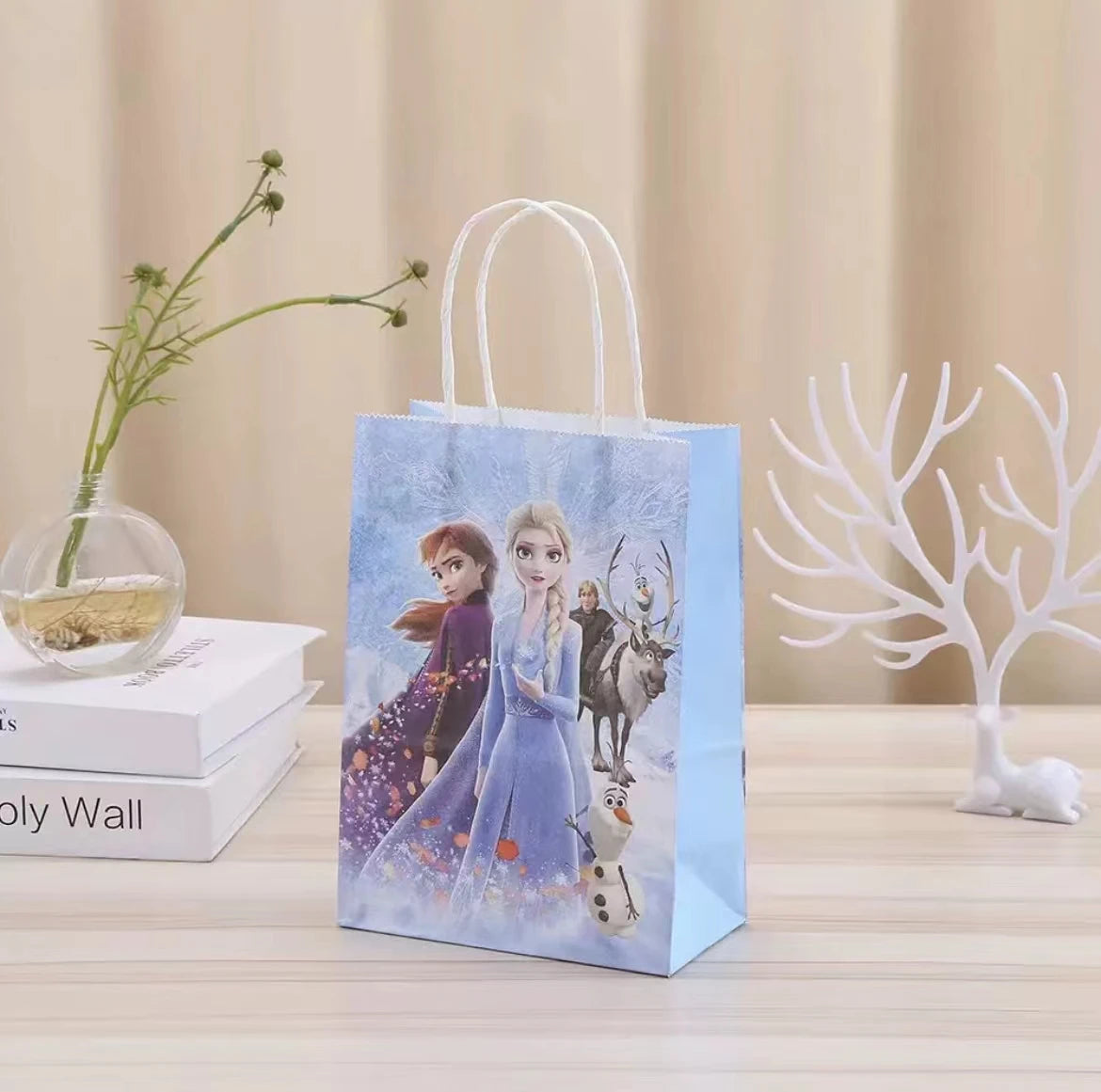 Frozen 2 Tableware Set – Elsa & Anna Birthday Party