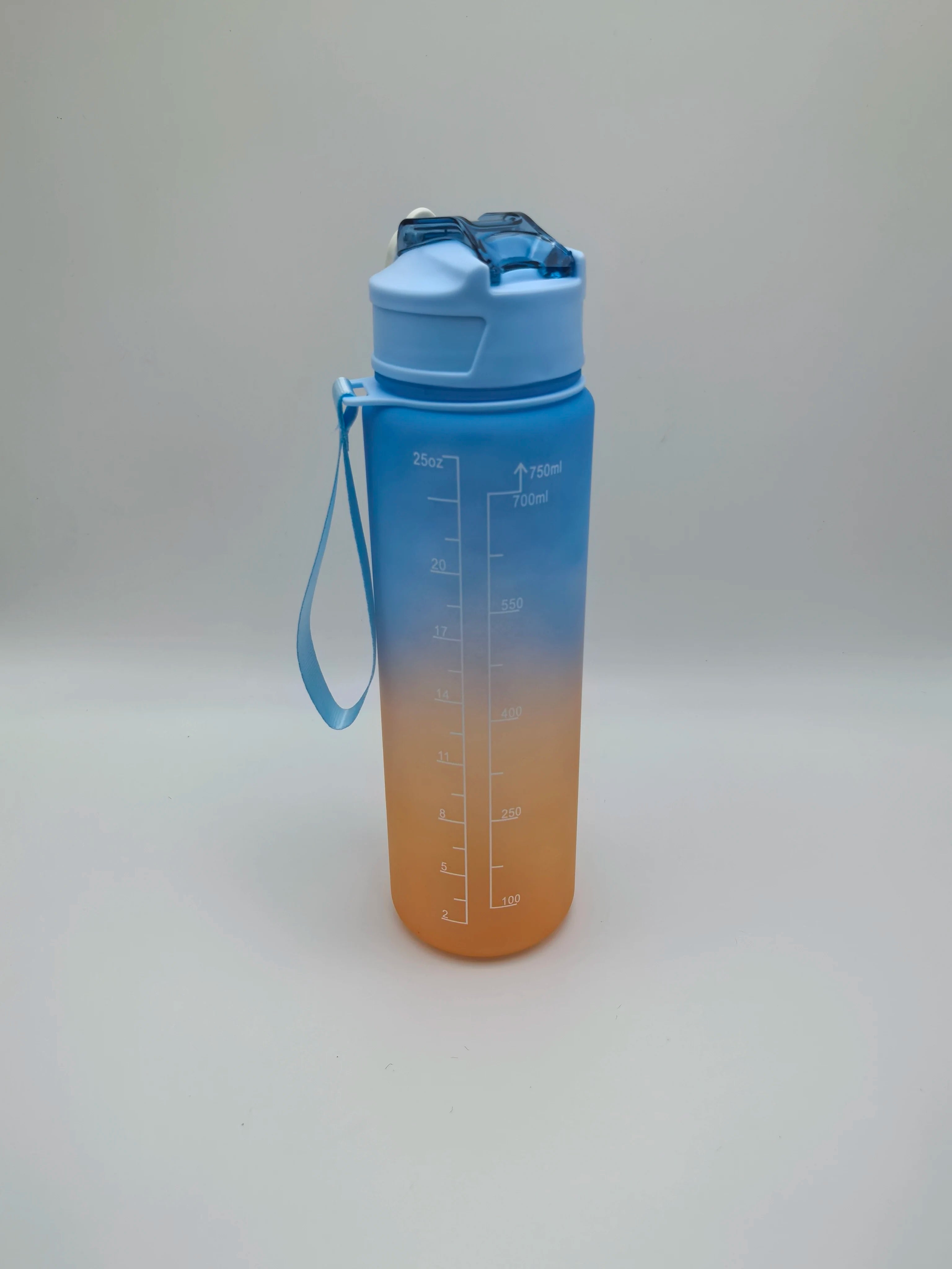 750 ml Gradient Straw Cup – Heat-Resistant, Matte, For Students & Office Use