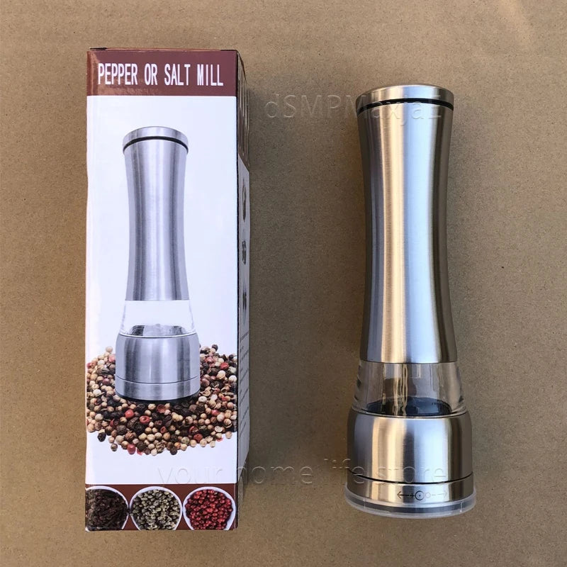 1–2 stainless steel manual pepper grinders for kitchen use.