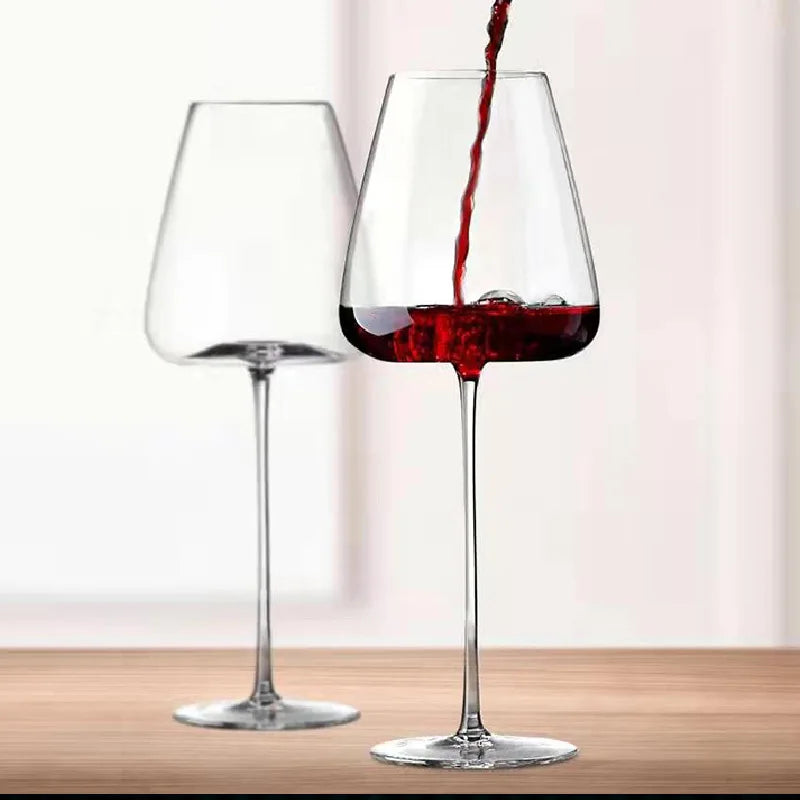 Handmade crystal goblet – perfect for wine tasting, parties, or gifts. 🍷