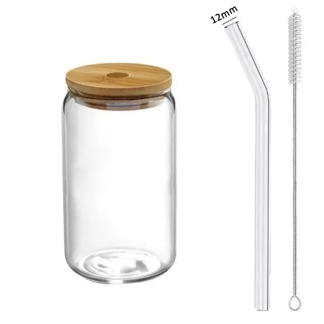 Glass cup with lid and straw. 🥤