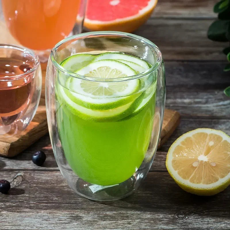 Double-wall glass mugs – heat-resistant. ☕