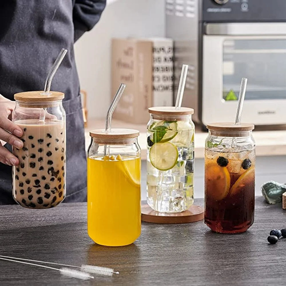 Glass cup with lid and straw. 🥤